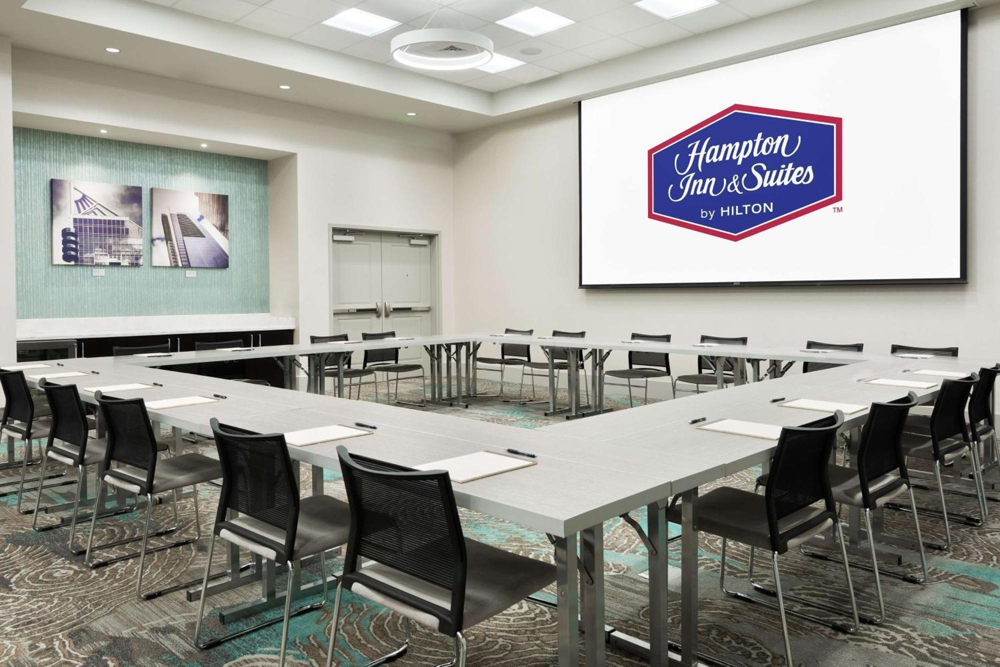 Hampton Inn & Suites Atlanta Buckhead Place Ngoại thất bức ảnh