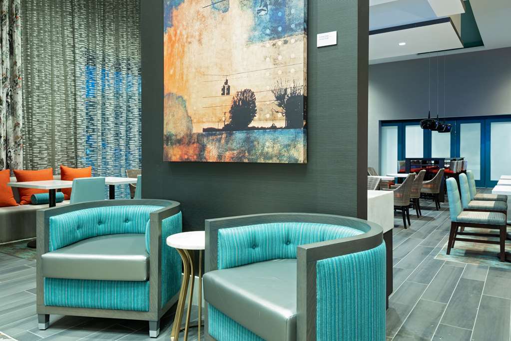 Hampton Inn & Suites Atlanta Buckhead Place Ngoại thất bức ảnh